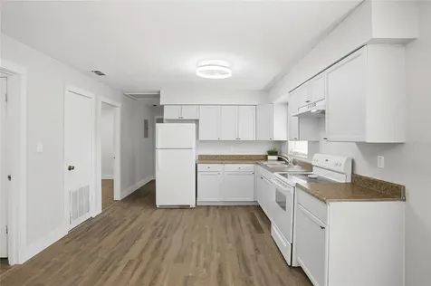 2014 Bates Avenue Eustis FL 32726
