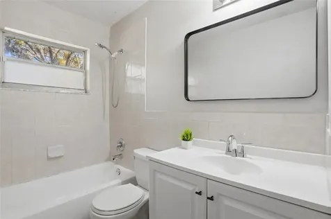 2014 Bates Avenue Eustis FL 32726