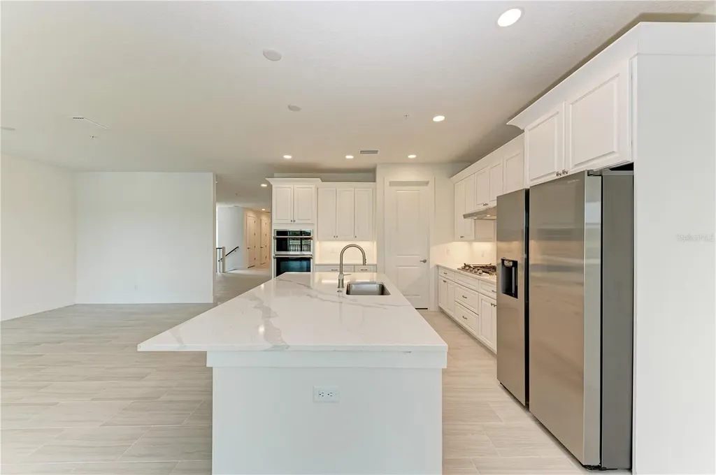 10016 Rembrandt Way Bradenton FL 34212