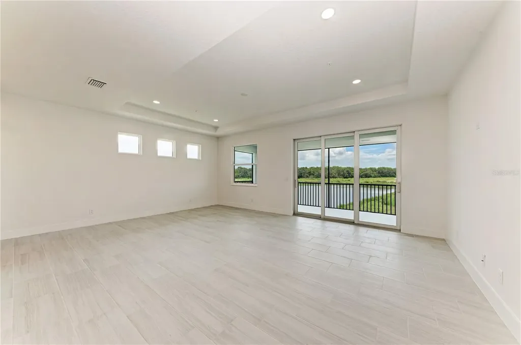 10016 Rembrandt Way Bradenton FL 34212