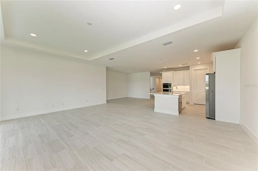 10016 Rembrandt Way Bradenton FL 34212