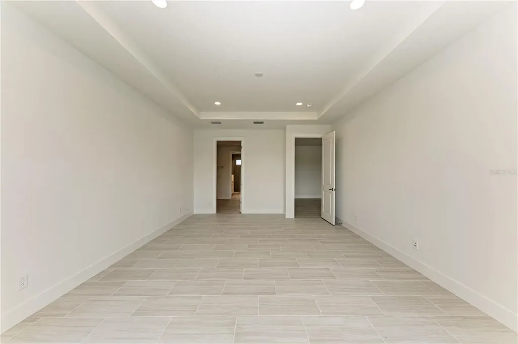 10016 Rembrandt Way Bradenton FL 34212