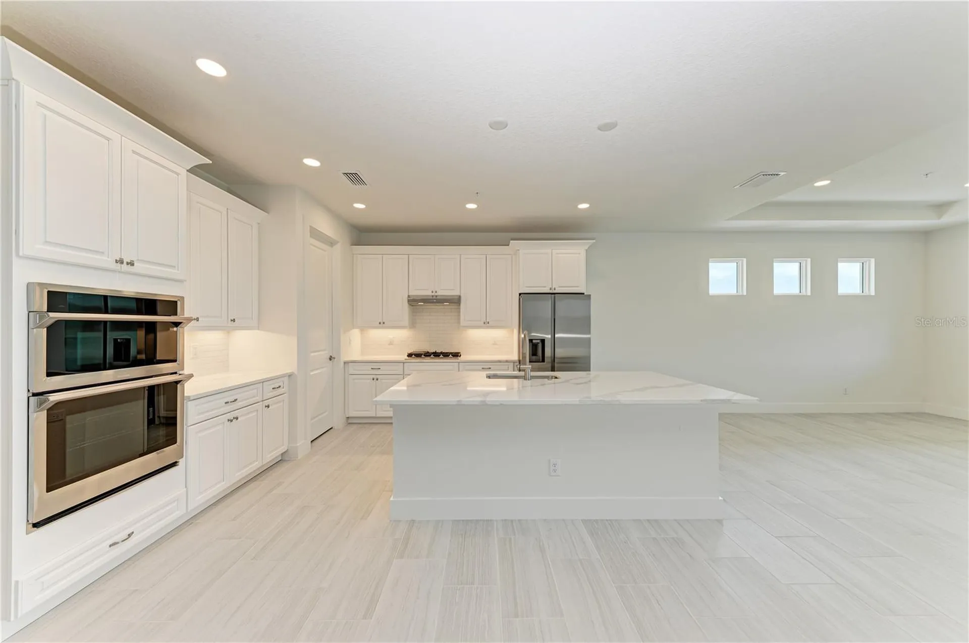10016 Rembrandt Way Bradenton FL 34212