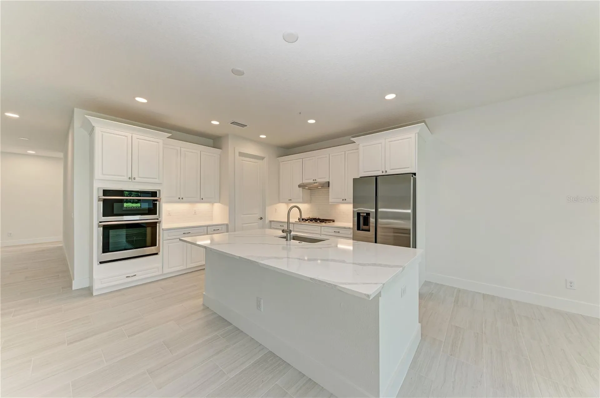 10016 Rembrandt Way Bradenton FL 34212