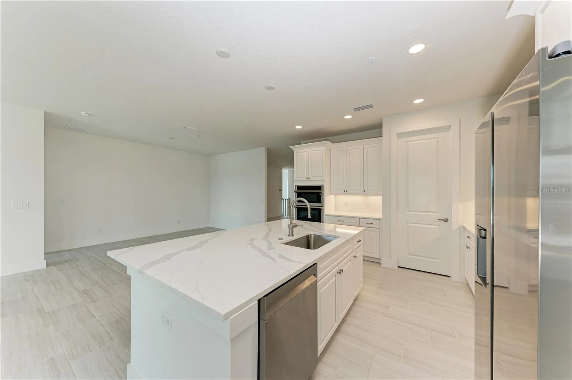 10016 Rembrandt Way Bradenton FL 34212