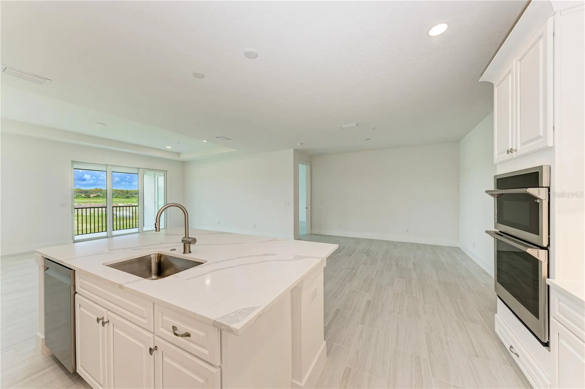 10016 Rembrandt Way Bradenton FL 34212