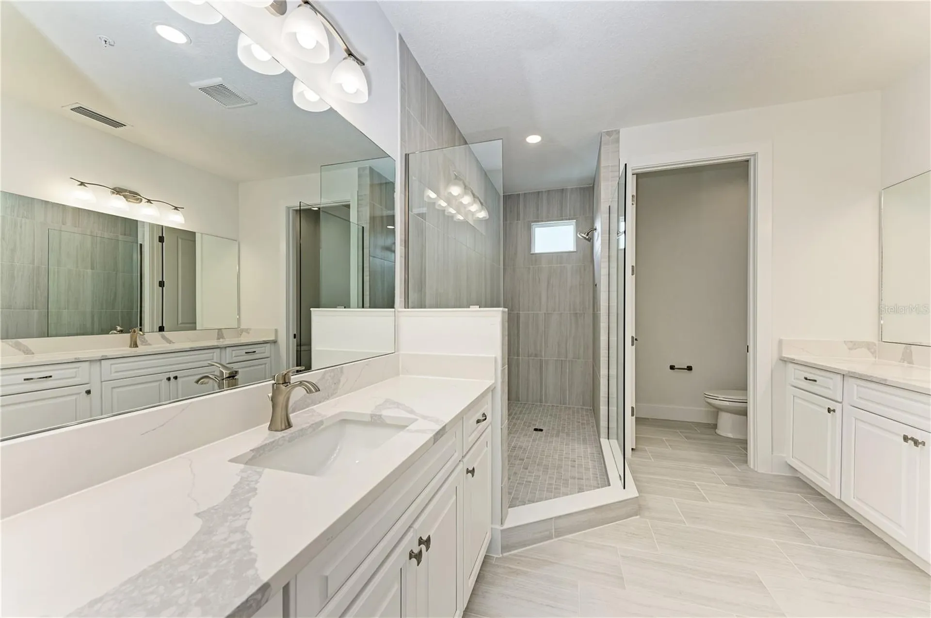 10016 Rembrandt Way Bradenton FL 34212