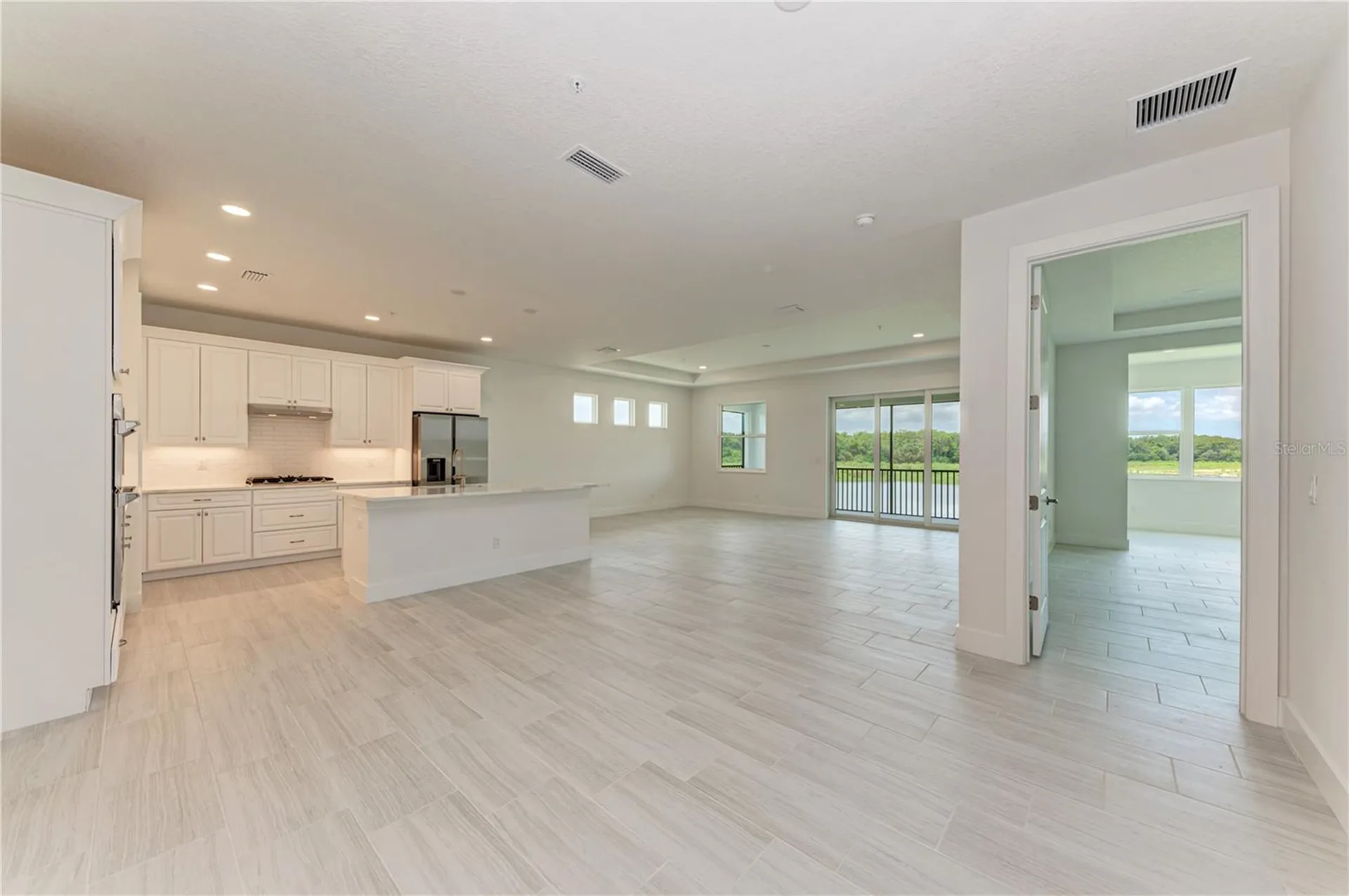 10016 Rembrandt Way Bradenton FL 34212