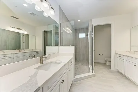 10016 Rembrandt Way Bradenton FL 34212