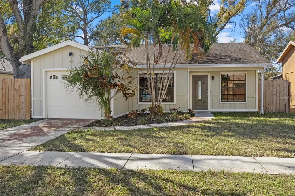 1551 N Conrad Avenue Sarasota FL 34237