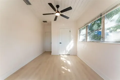 2509 16th Avenue S St Petersburg FL 33712