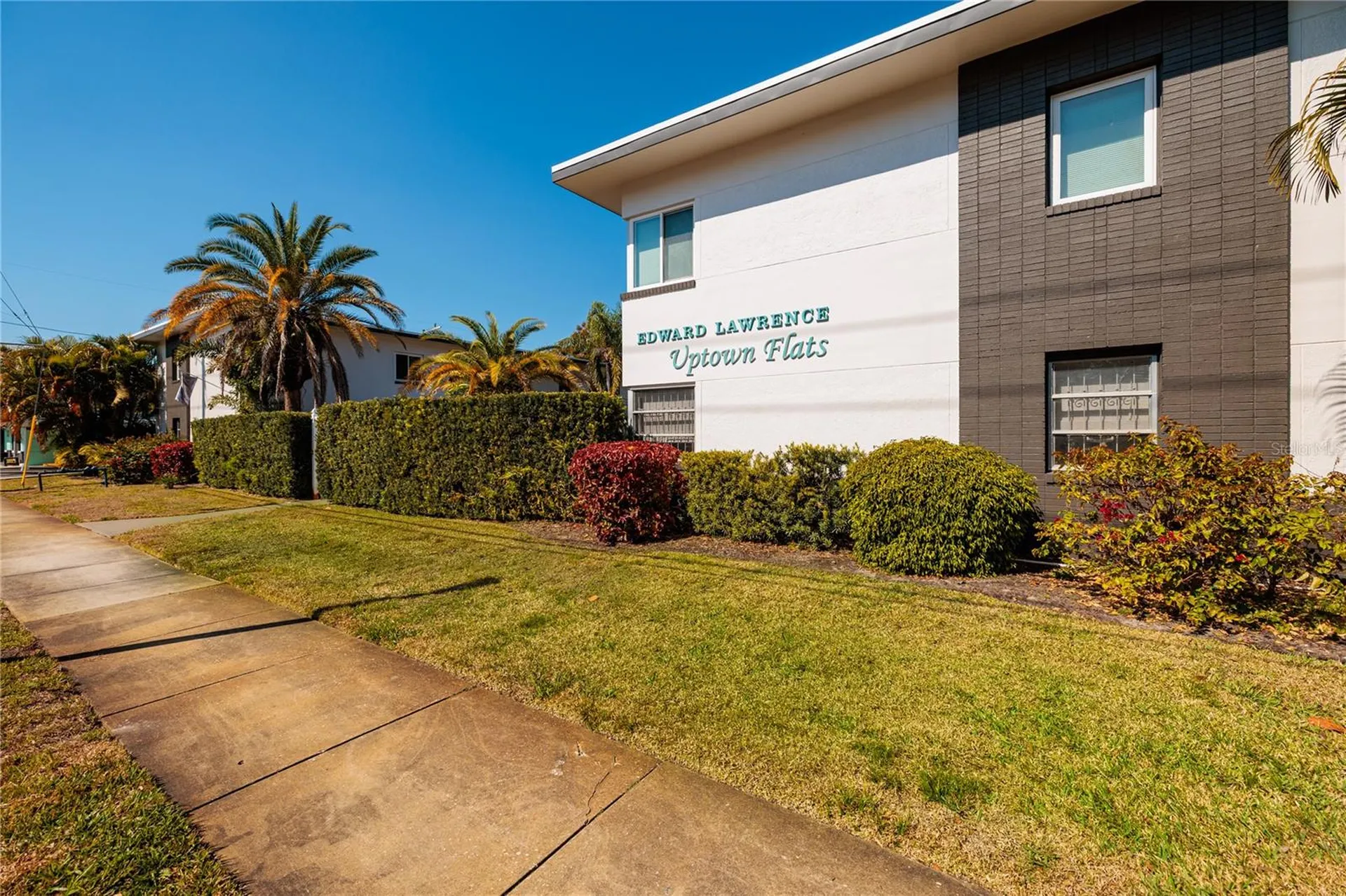 525 9th Avenue N St Petersburg FL 33701