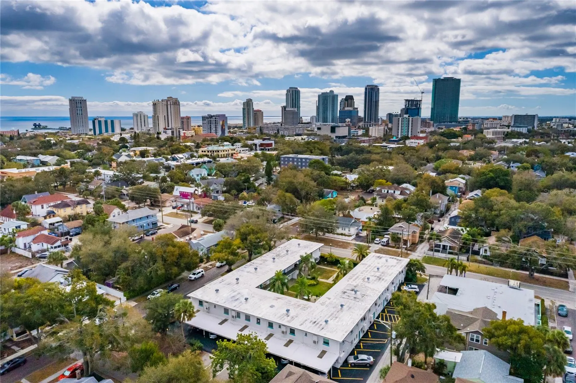 525 9th Avenue N St Petersburg FL 33701
