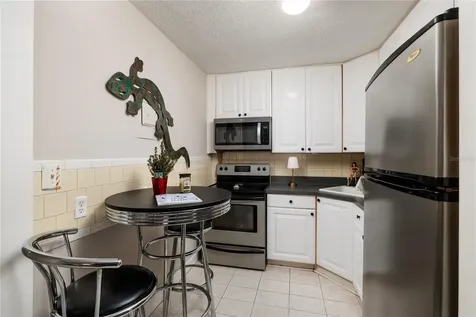 525 9th Avenue N St Petersburg FL 33701
