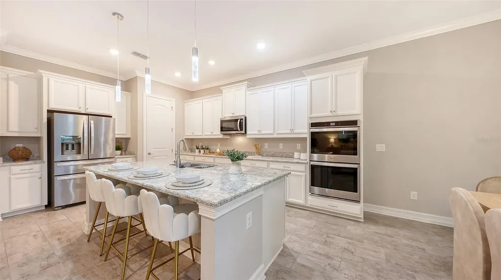 7300 Great Egret Boulevard Sarasota FL 34241