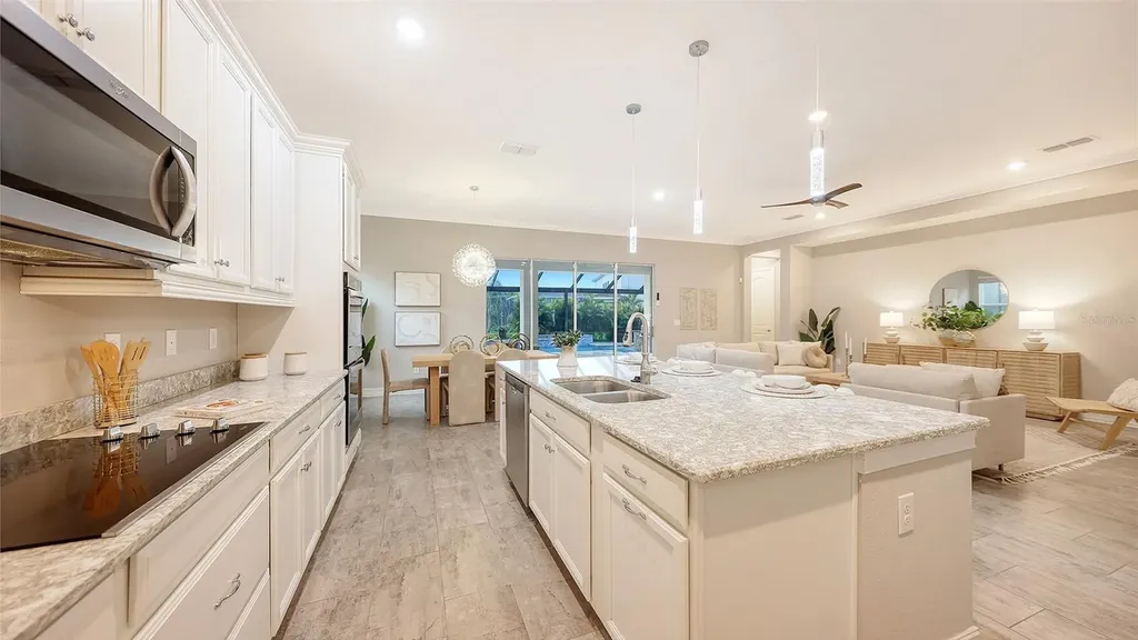 7300 Great Egret Boulevard Sarasota FL 34241