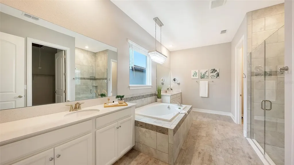 7300 Great Egret Boulevard Sarasota FL 34241