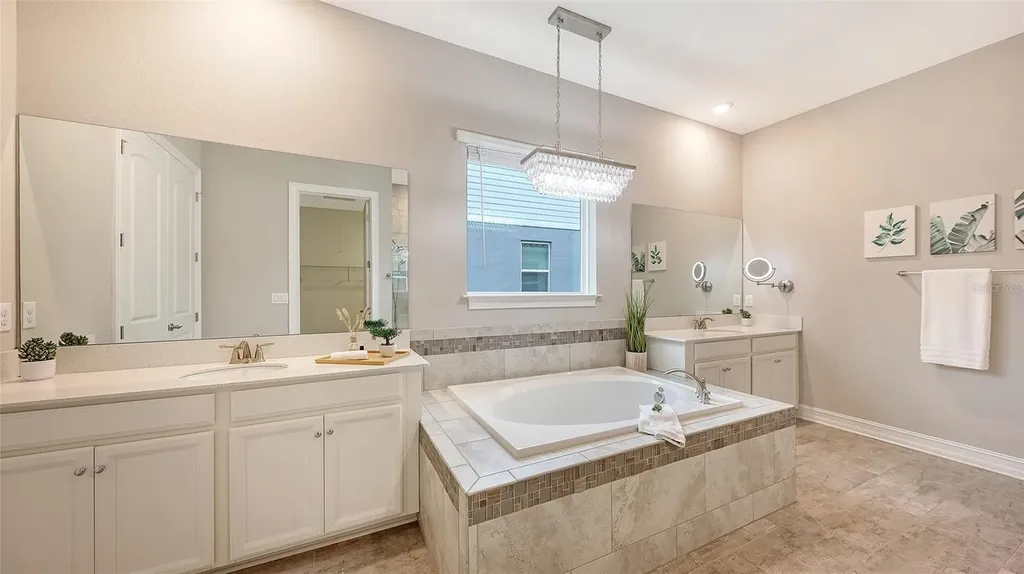 7300 Great Egret Boulevard Sarasota FL 34241