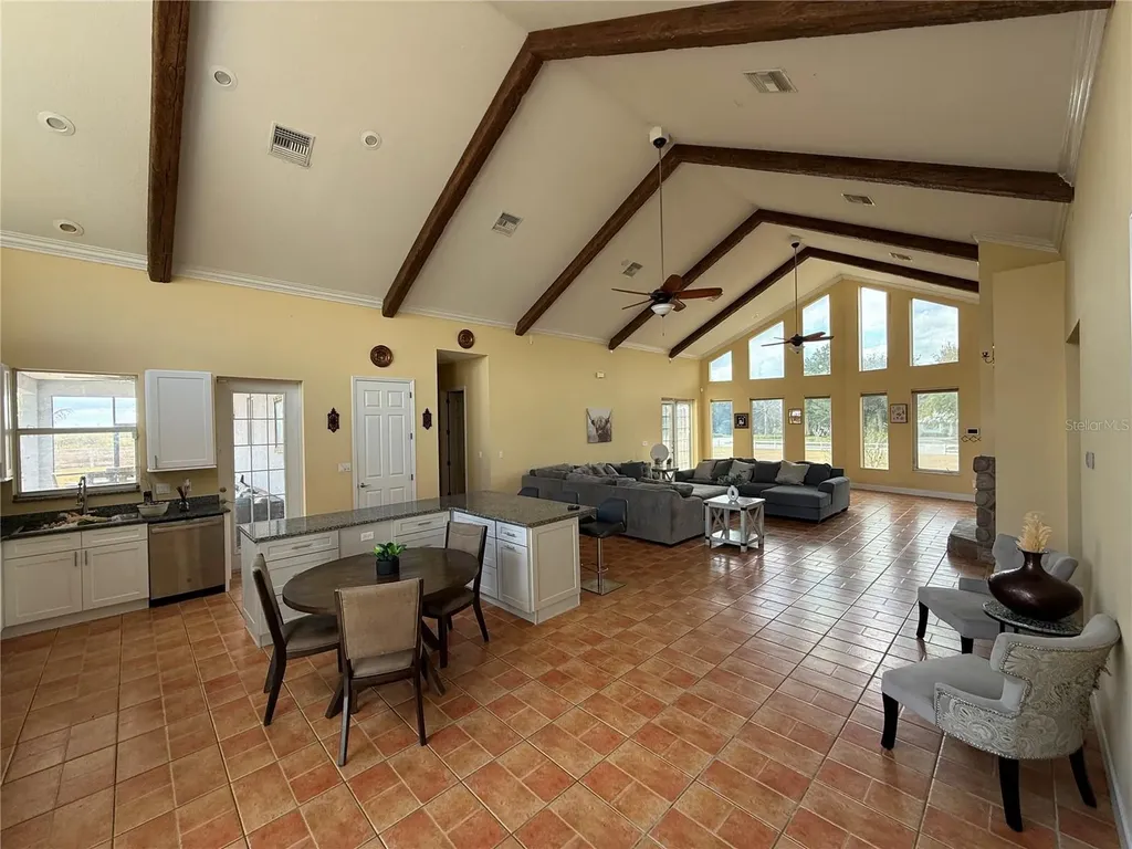 186 S Bear Pointe Drive Lake Placid FL 33852