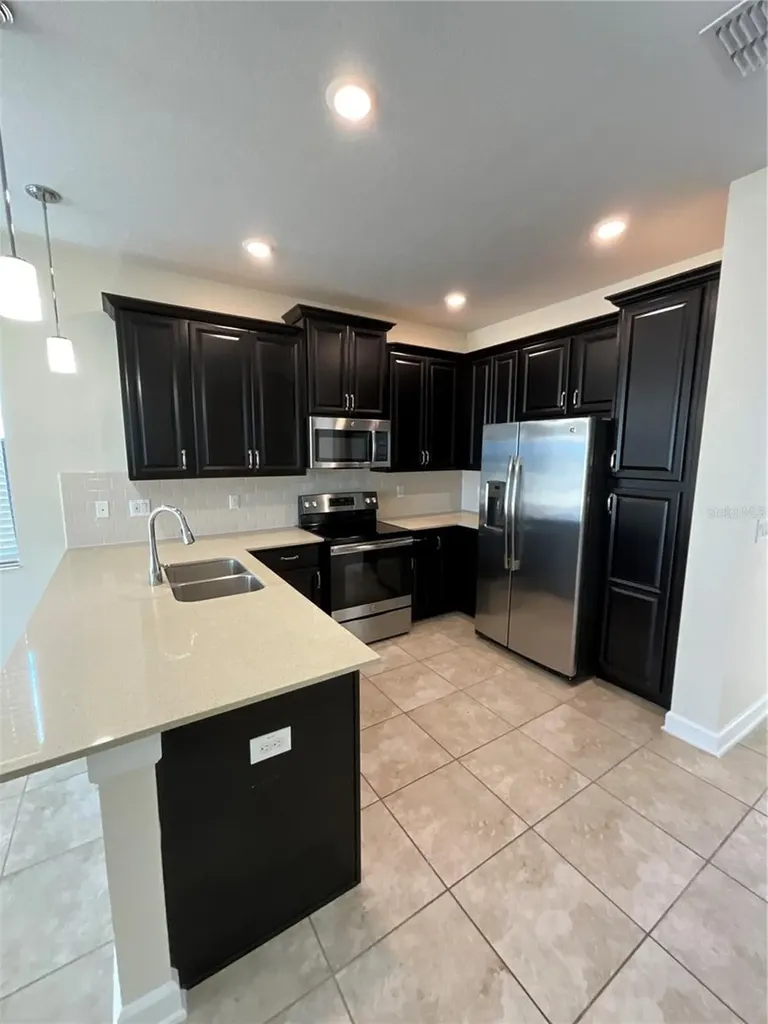 8545 Zoeller Hills Drive Davenport FL 33896