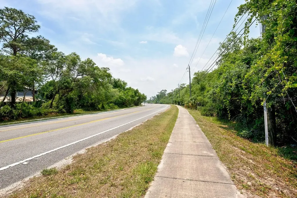 Stevens Street Chuluota FL 32766