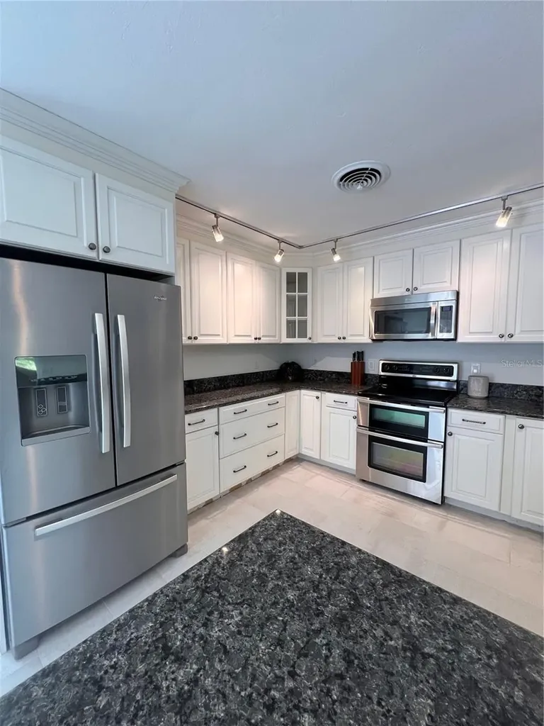 2724 Monterey Street Sarasota FL 34231