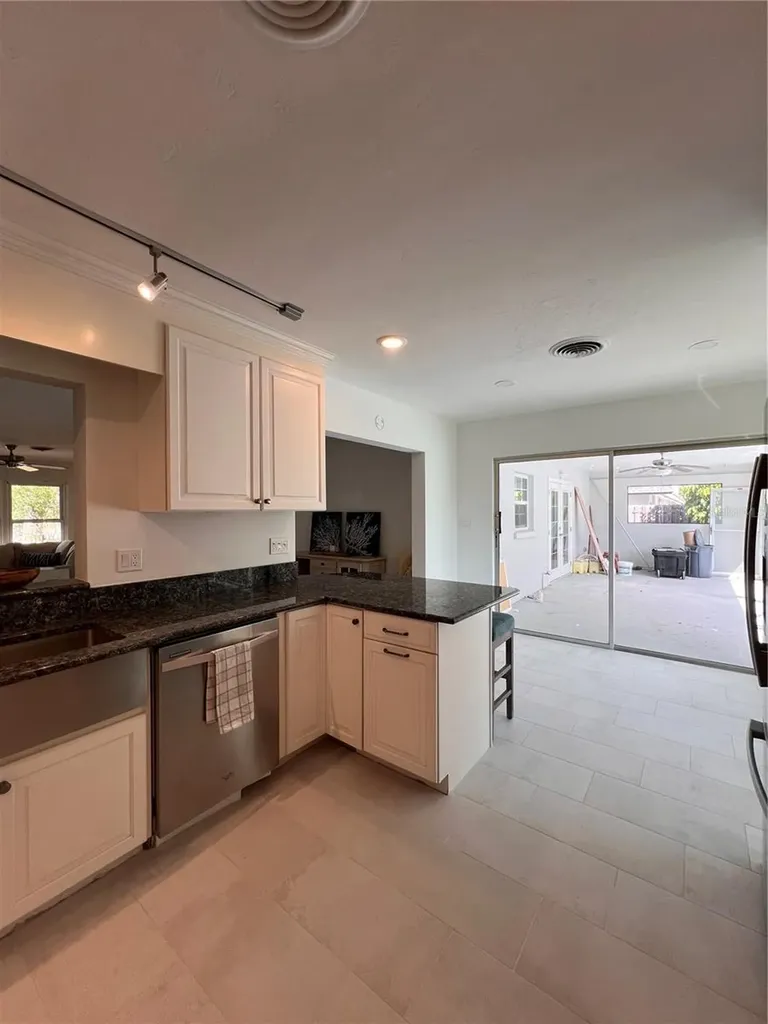 2724 Monterey Street Sarasota FL 34231
