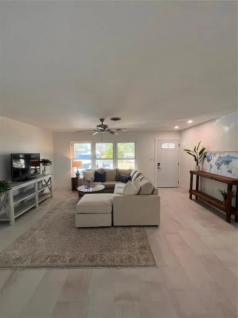 2724 Monterey Street Sarasota FL 34231