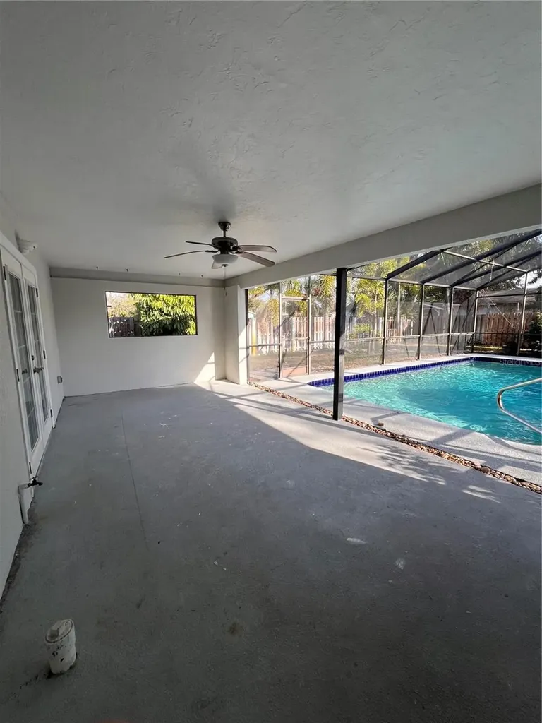 2724 Monterey Street Sarasota FL 34231