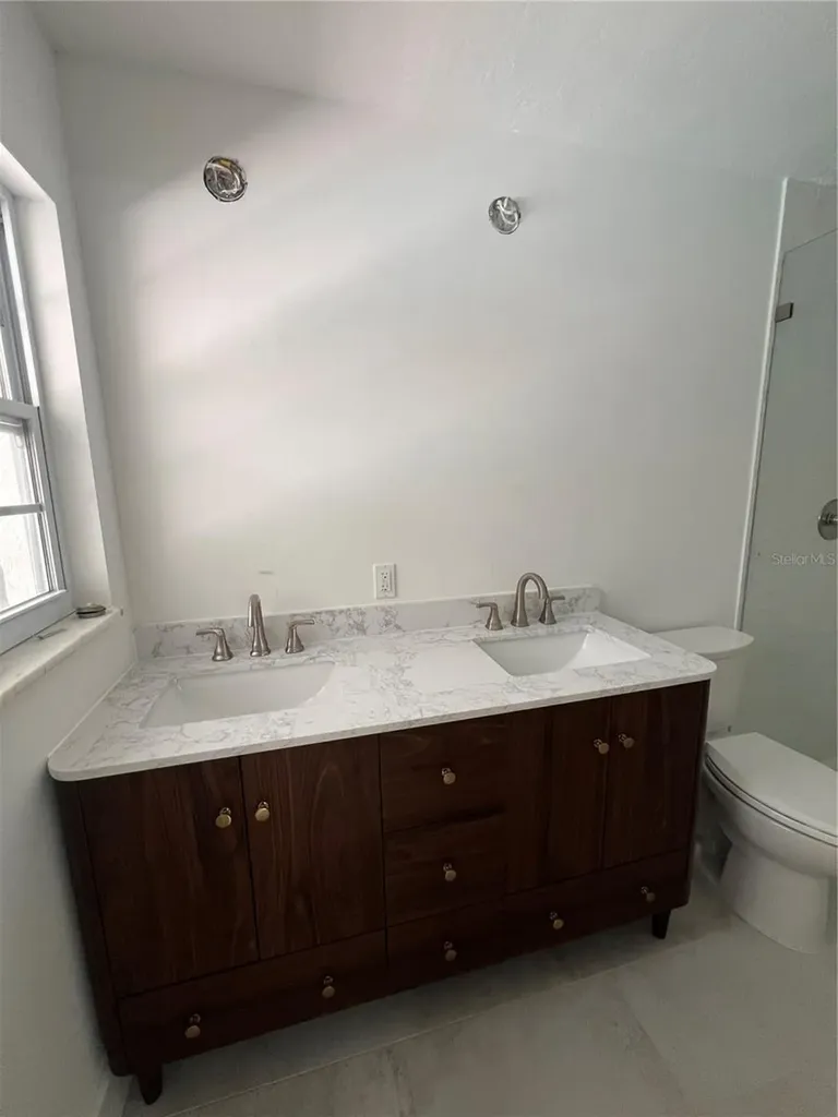 2724 Monterey Street Sarasota FL 34231