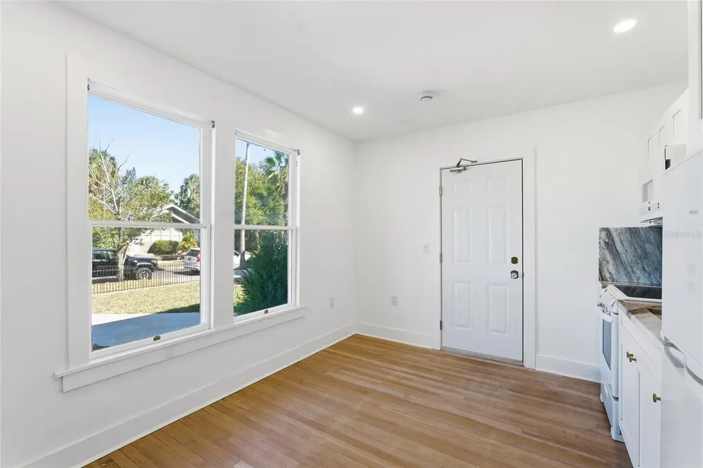 326 6th Avenue N St Petersburg FL 33701