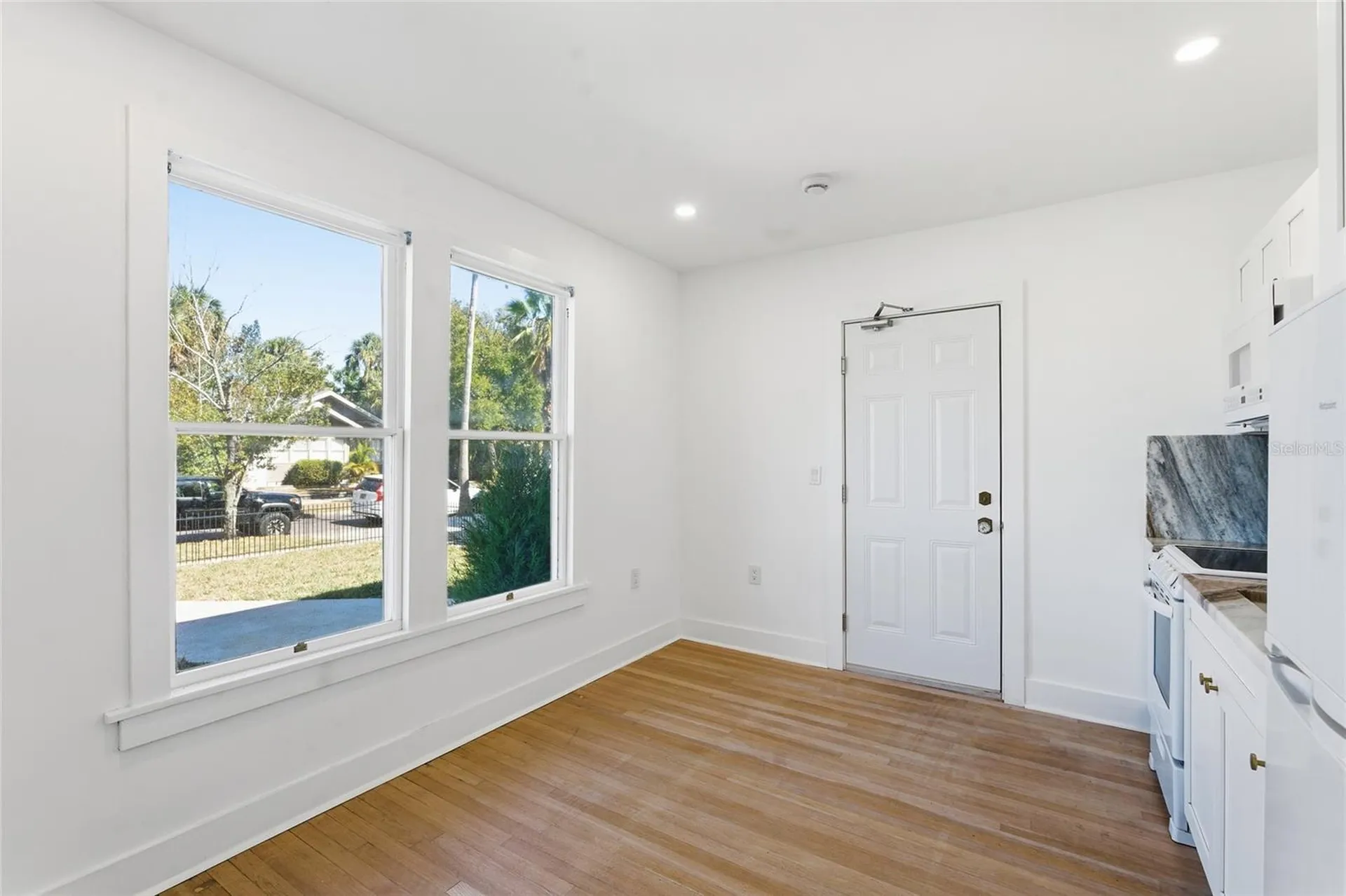326 6th Avenue N St Petersburg FL 33701