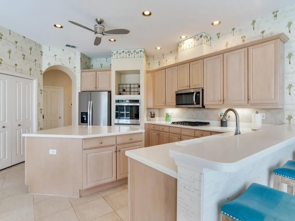 10228 Estuary Drive Tampa FL 33647