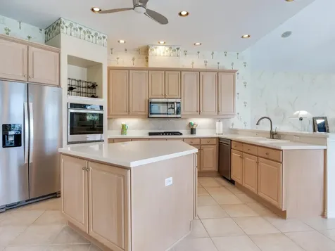 10228 Estuary Drive Tampa FL 33647