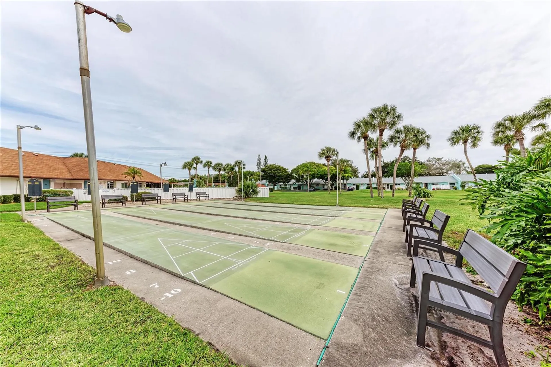 4006 36th Avenue Drive W Bradenton FL 34205