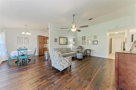 4006 36th Avenue Drive W Bradenton FL 34205
