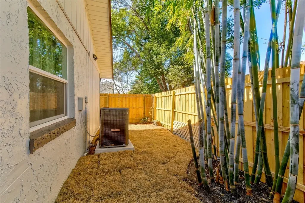 20 Woodlands Circle Ormond Beach FL 32174