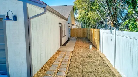 20 Woodlands Circle Ormond Beach FL 32174