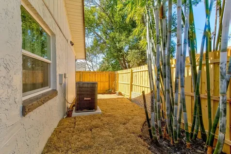 20 Woodlands Circle Ormond Beach FL 32174