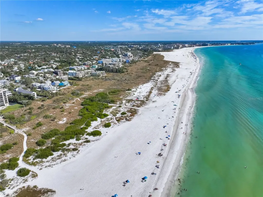 450 Beach Road Sarasota FL 34242