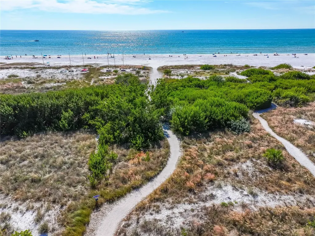 450 Beach Road Sarasota FL 34242