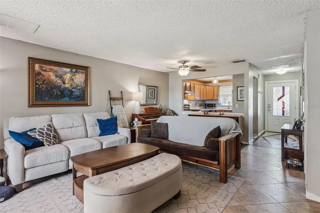 2538 Rio Pinar Lakes Boulevard Orlando FL 32822