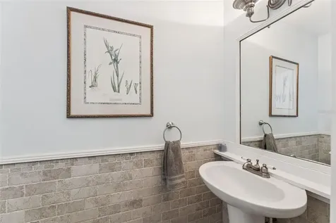 2538 Rio Pinar Lakes Boulevard Orlando FL 32822
