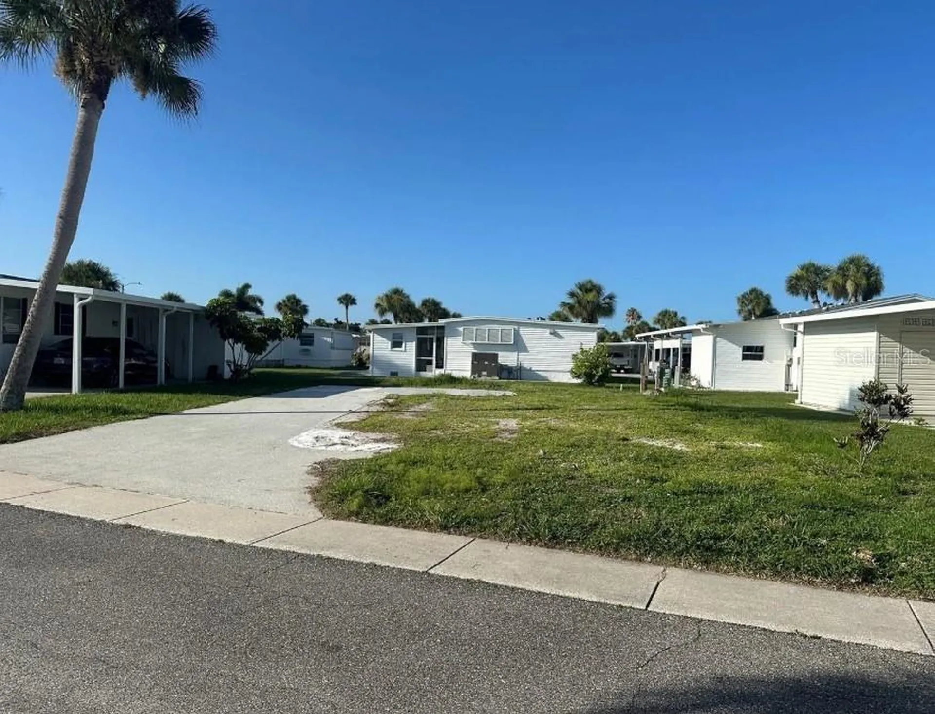 670 Delphinium Drive Venice FL 34293
