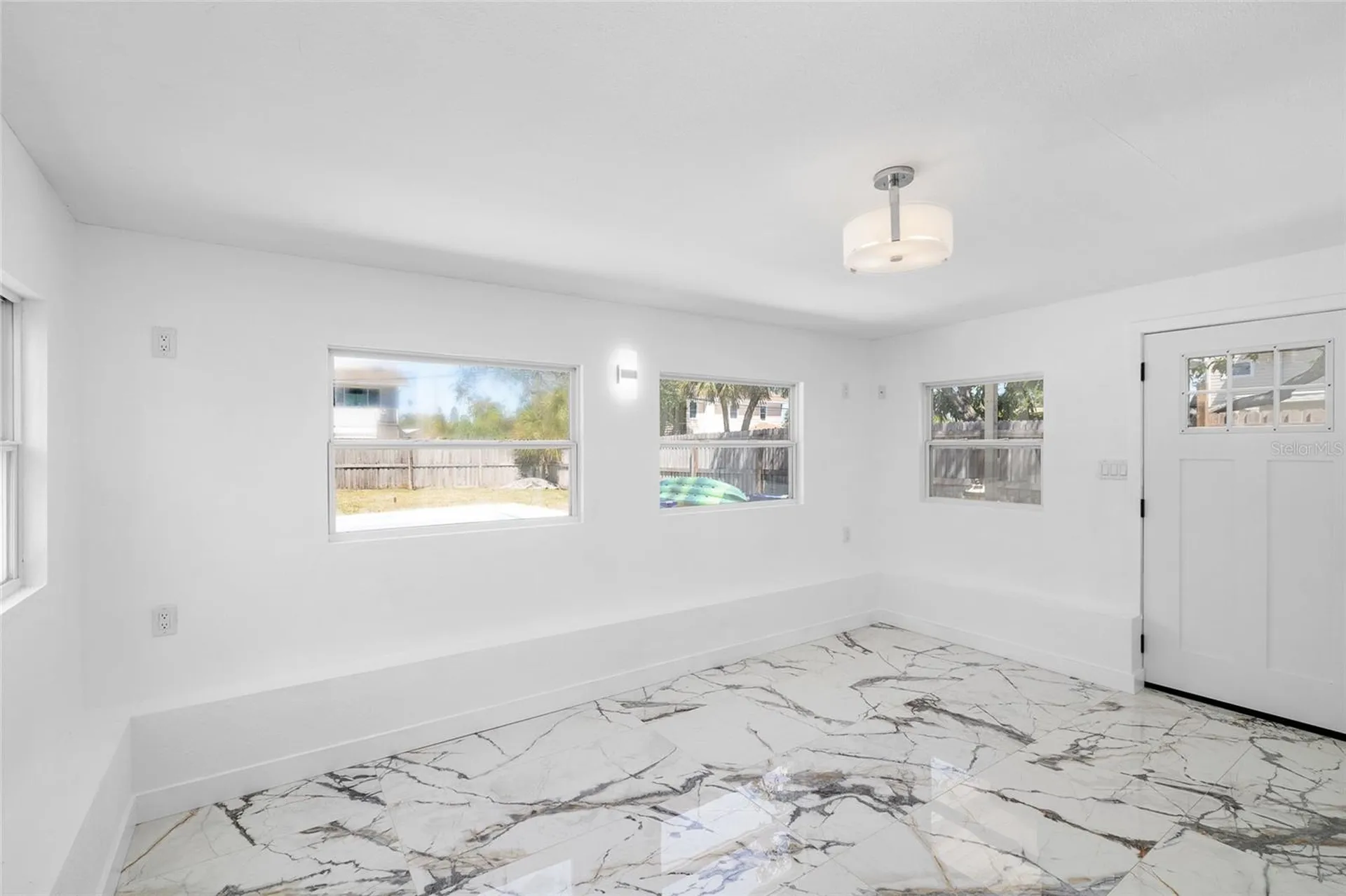 1827 Nevada Avenue NE St Petersburg FL 33703