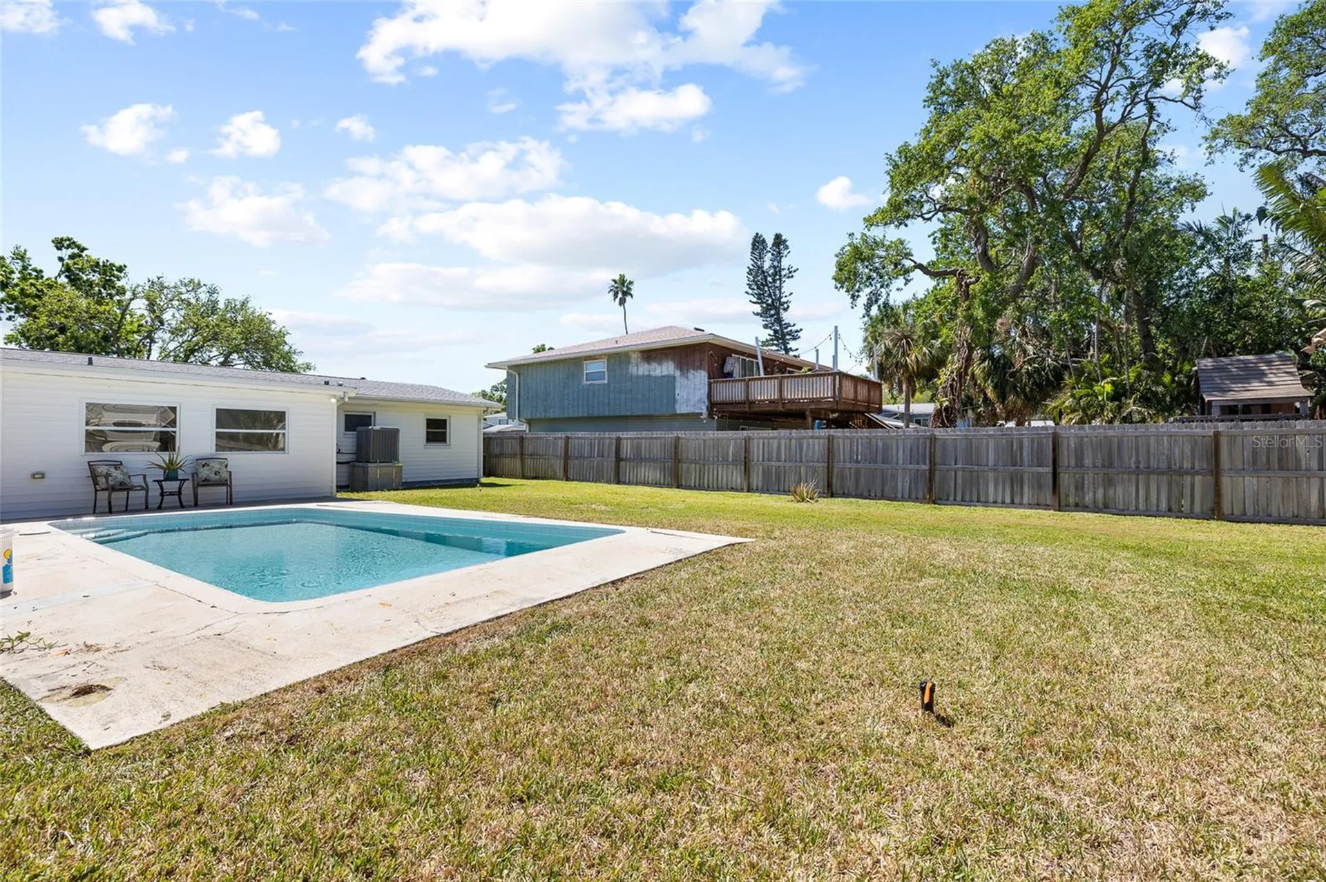 1827 Nevada Avenue NE St Petersburg FL 33703