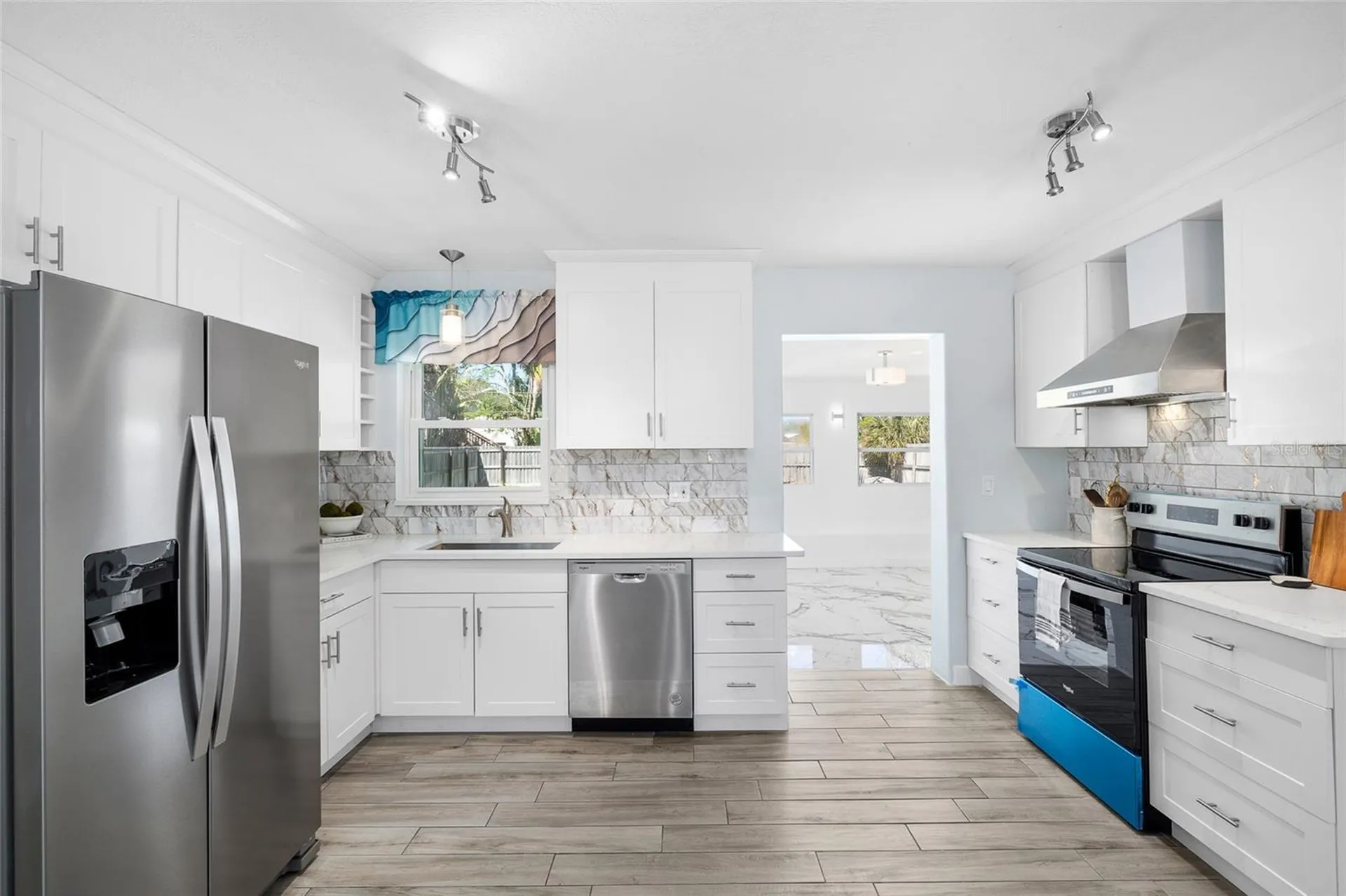 1827 Nevada Avenue NE St Petersburg FL 33703