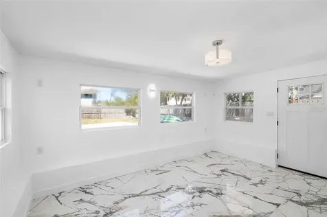 1827 Nevada Avenue NE St Petersburg FL 33703