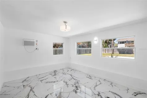1827 Nevada Avenue NE St Petersburg FL 33703