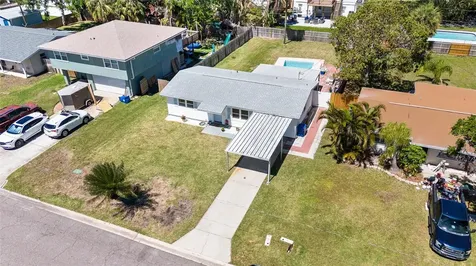 1827 Nevada Avenue NE St Petersburg FL 33703